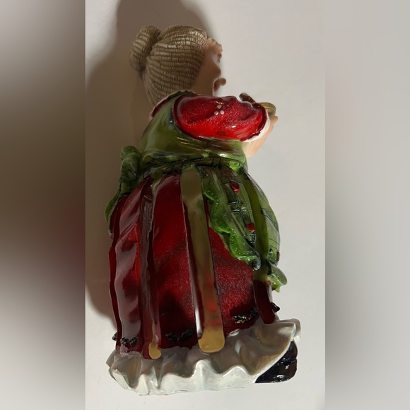 Mrs Claus Napkin Holder With Goose On A Serving Tray - Picture 4 of 10